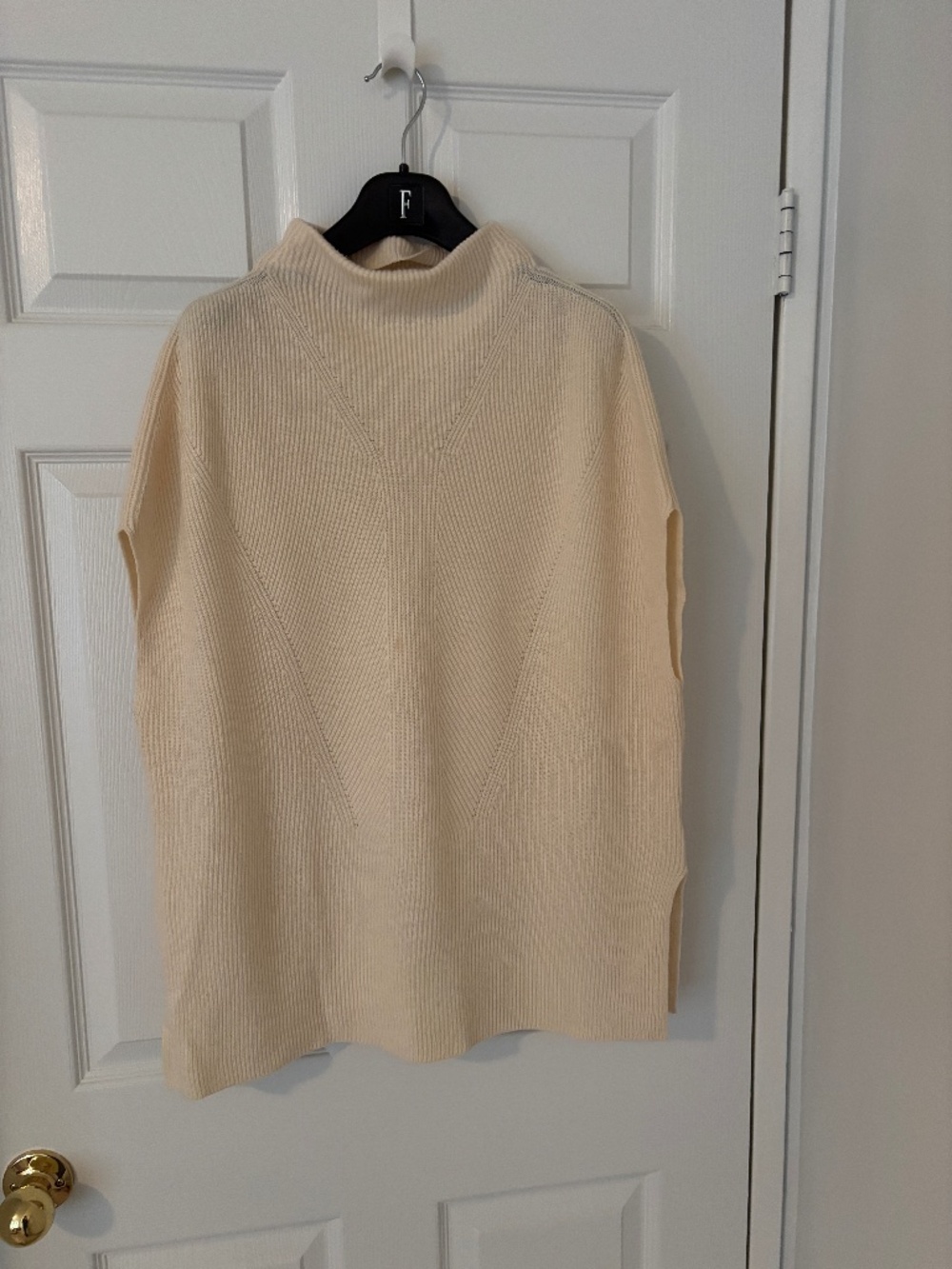 Vince cream sweater